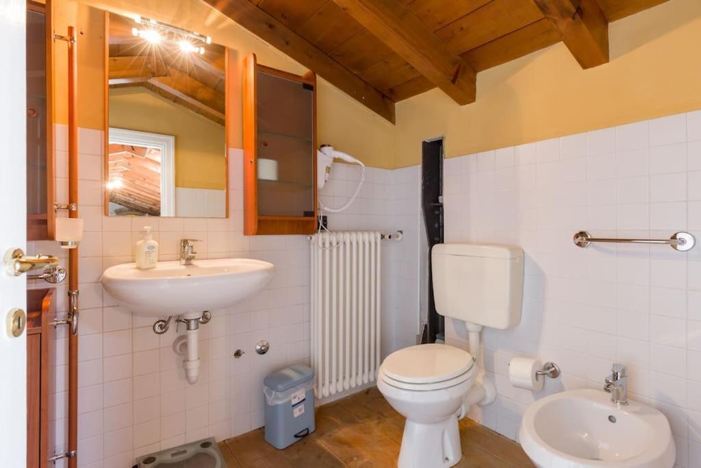 Magnificent 1800 In The Heart Of Verona Exterior photo