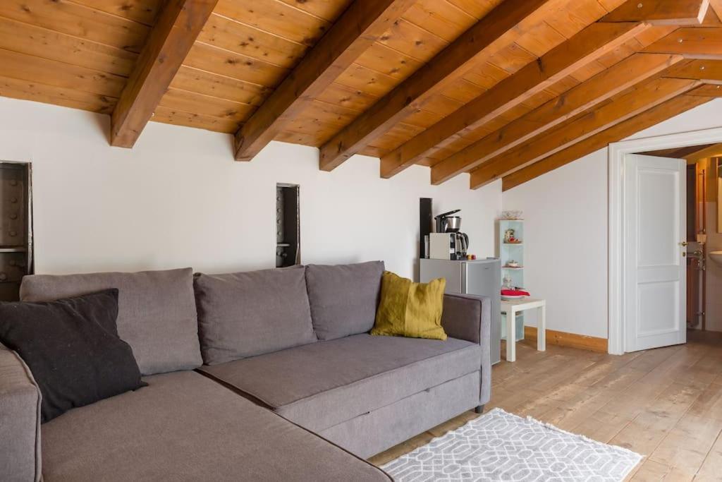 Magnificent 1800 In The Heart Of Verona Exterior photo